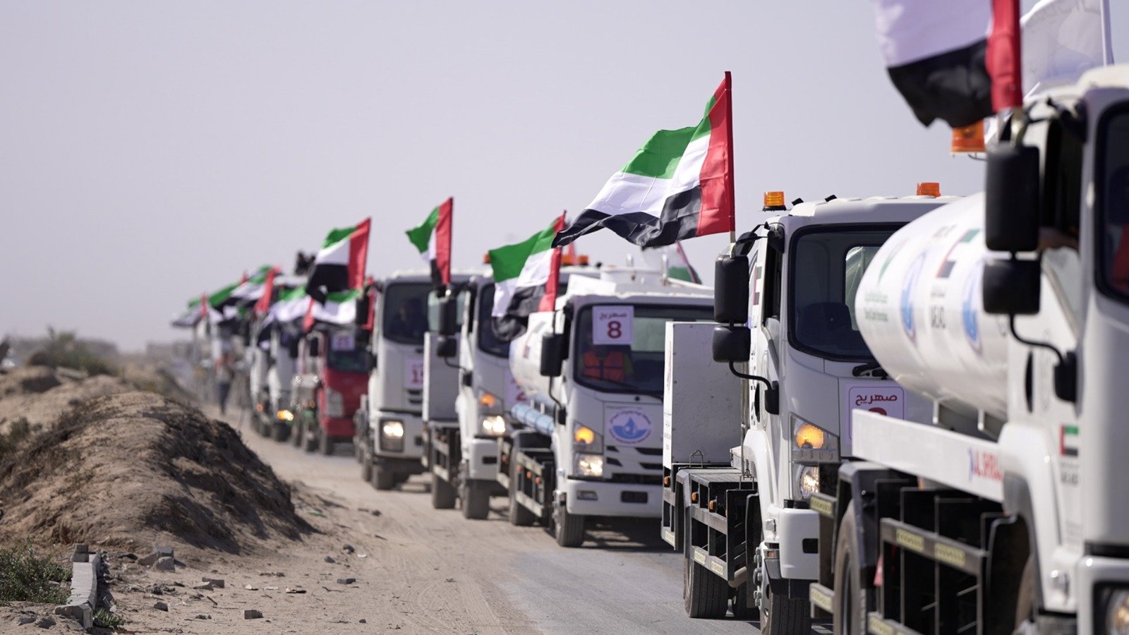 عملية الفارس الشهم “3” تُسير صهاريج مياه لشمال قطاع غزة وتُقدم المساعدات للنازحين