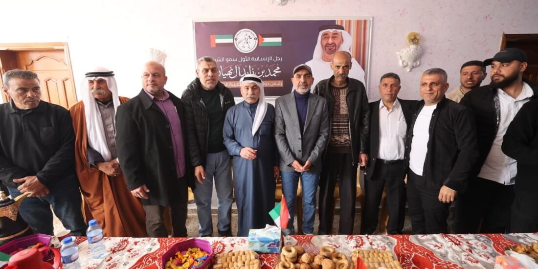 وفود رسمية وشخصيات وطنية ومؤسساتية تزور الفارس الشهم (3) لتهنئتهم بمناسبة عيد الفطر السعيد