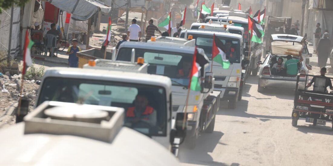 عملية الفارس الشهم 3 تُقدم (9) صهاريج مياه لمصلحة مياه وبلديات الساحل