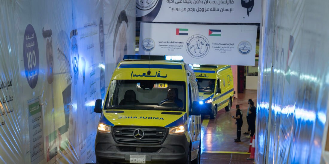 المستشفى الإماراتي العائم في العريش يستقبل 12 حالة جديدة من قطاع غزة
